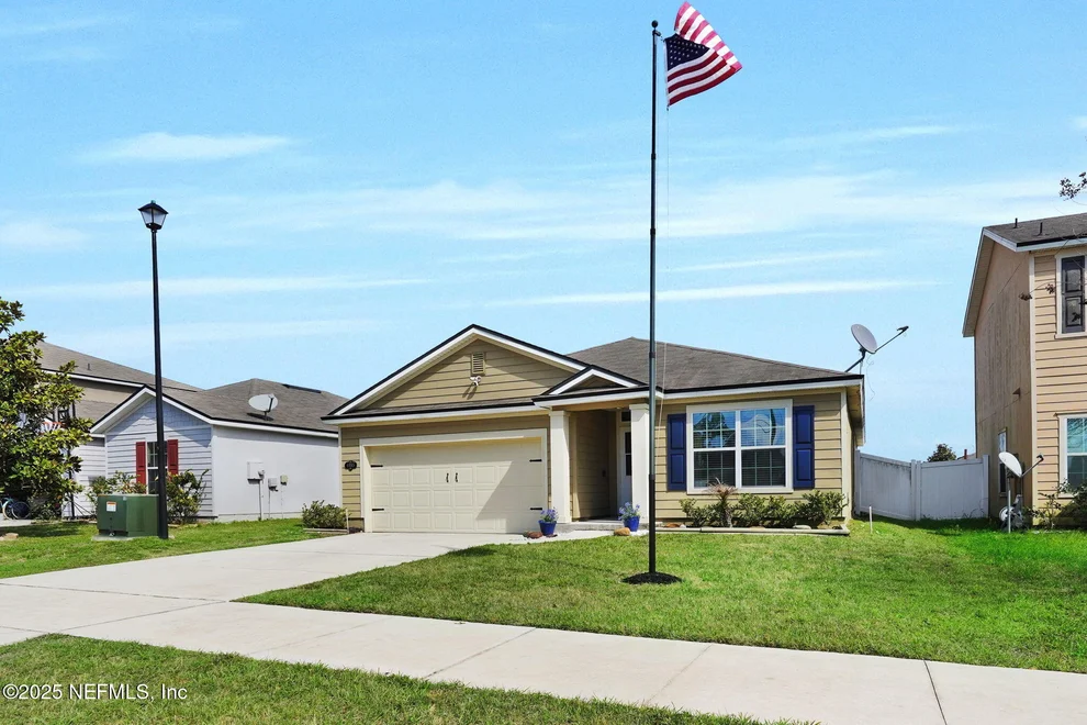 Unit for sale at 4085 GREAT FALLS Loop, Middleburg, FL 32068
