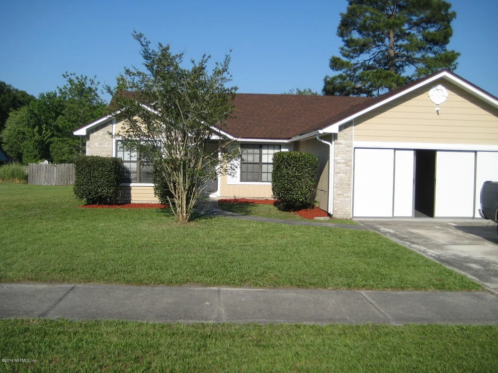 Unit for sale at 585 CHARLES PINCKNEY Street, Orange Park, FL 32073