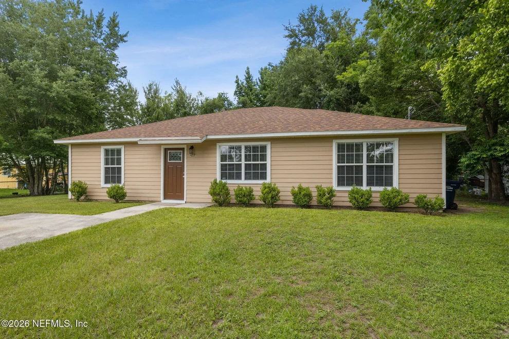 Unit for sale at 423 SOUTH Boulevard, Macclenny, FL 32063