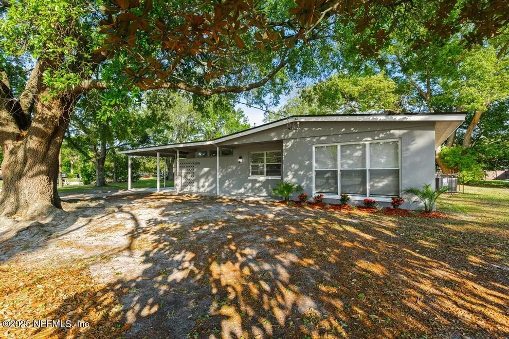 Unit for sale at 10889 INDIES Drive N, Jacksonville, FL 32246