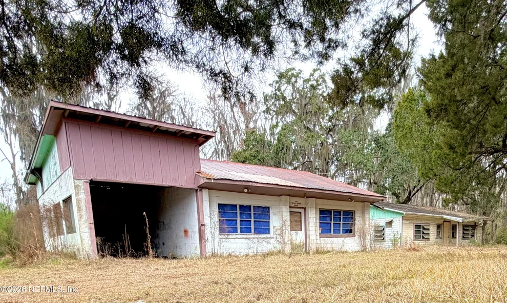 Unit for sale at 435 W RIVER Road, Palatka, FL 32177