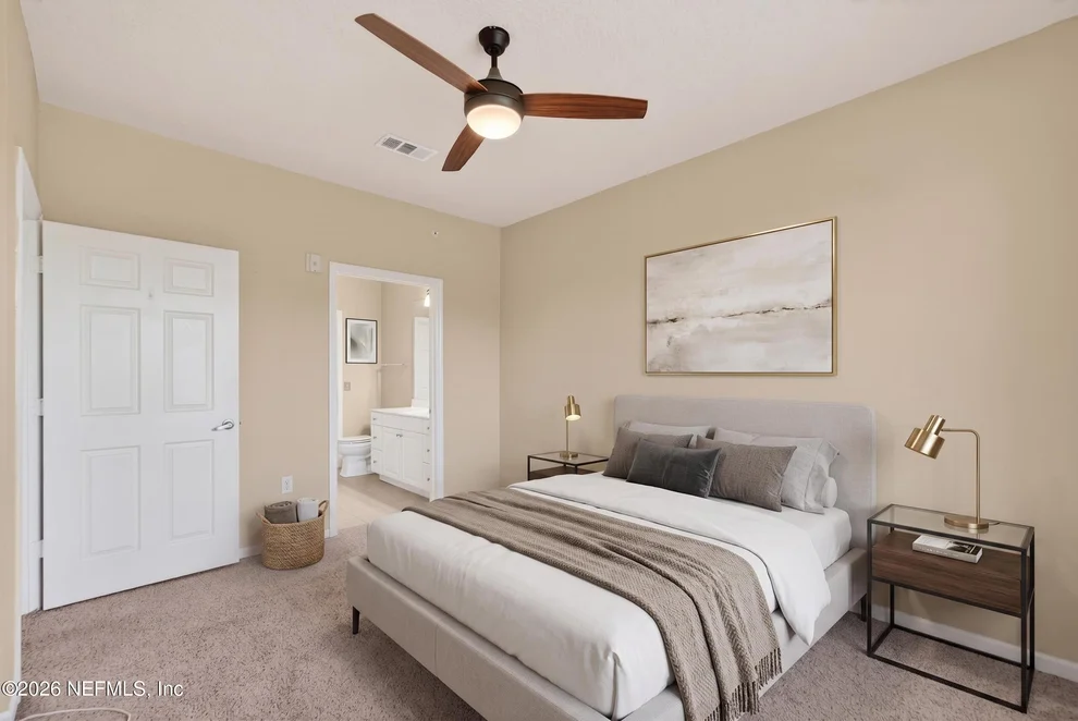 Unit for sale at 8539 GATE Parkway W, Jacksonville, FL 32216