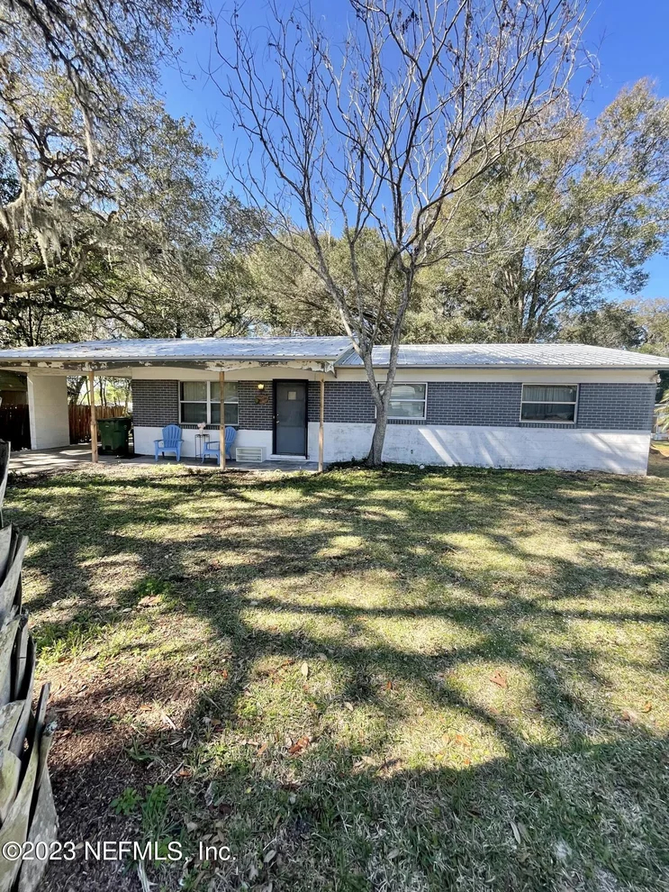 Unit for sale at 112 DELLWOOD Avenue, Palatka, FL 32177