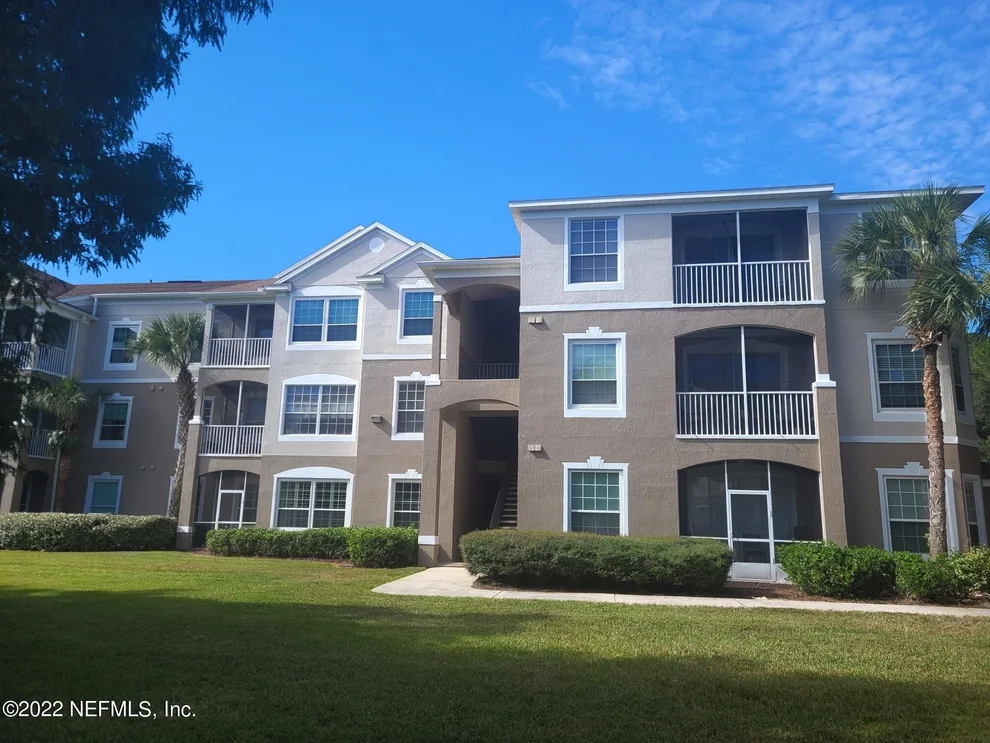 Unit for sale at 10550 BAYMEADOWS Road, Jacksonville, FL 32256