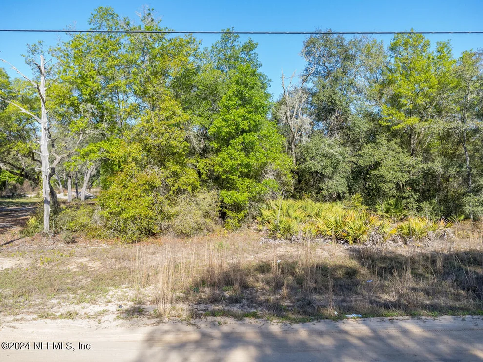 Unit for sale at 5552 JEFFERSON Street, Keystone Heights, FL 32656