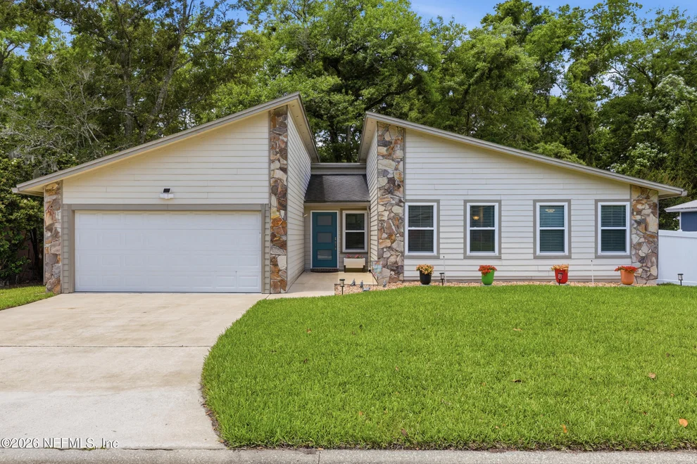 Unit for sale at 12660 GATHERING OAKS Drive, Jacksonville, FL 32258