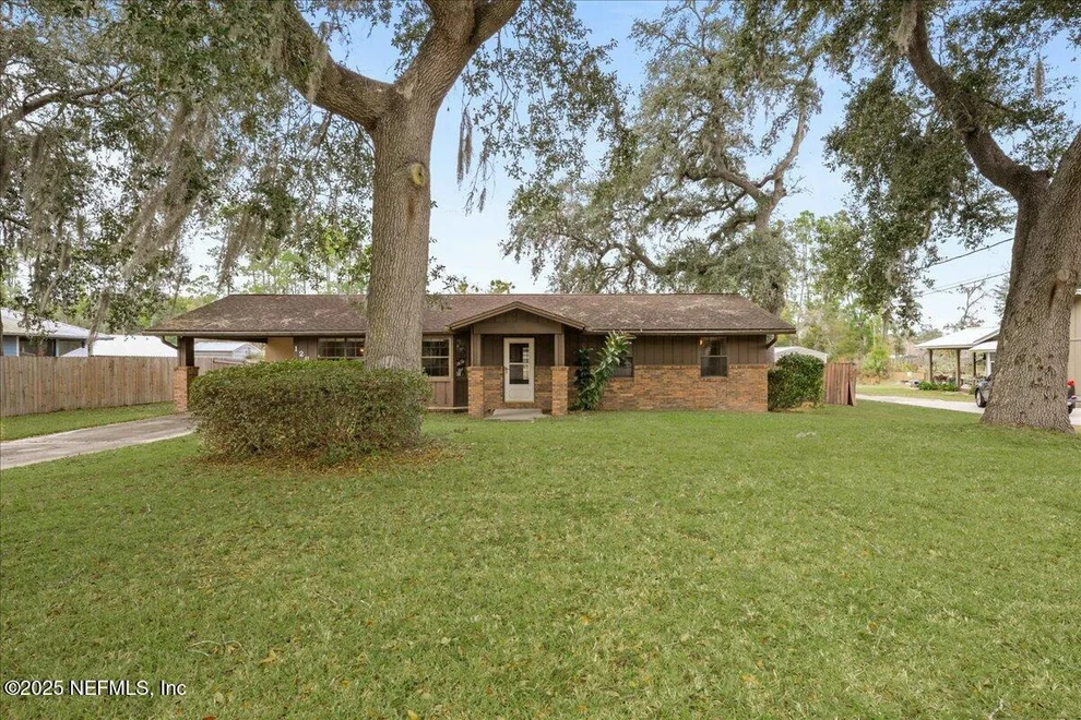 Unit for sale at 128 KAREN Court, Palatka, FL 32177