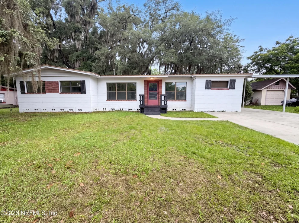 Unit for sale at 2020 CHERRY Lane, Palatka, FL 32177