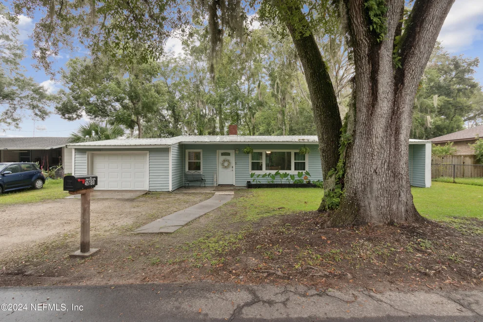 Unit for sale at 45180 BOOTH Street, Callahan, FL 32011