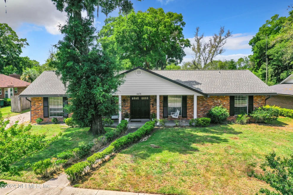 Unit for sale at 9476 BEAUCLERC COVE Lane, Jacksonville, FL 32257