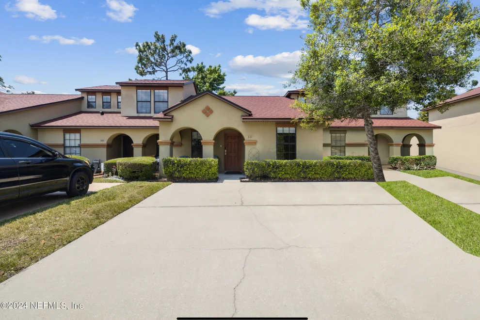 Unit for sale at 331 REDWOOD Lane, St. Johns, FL 32259
