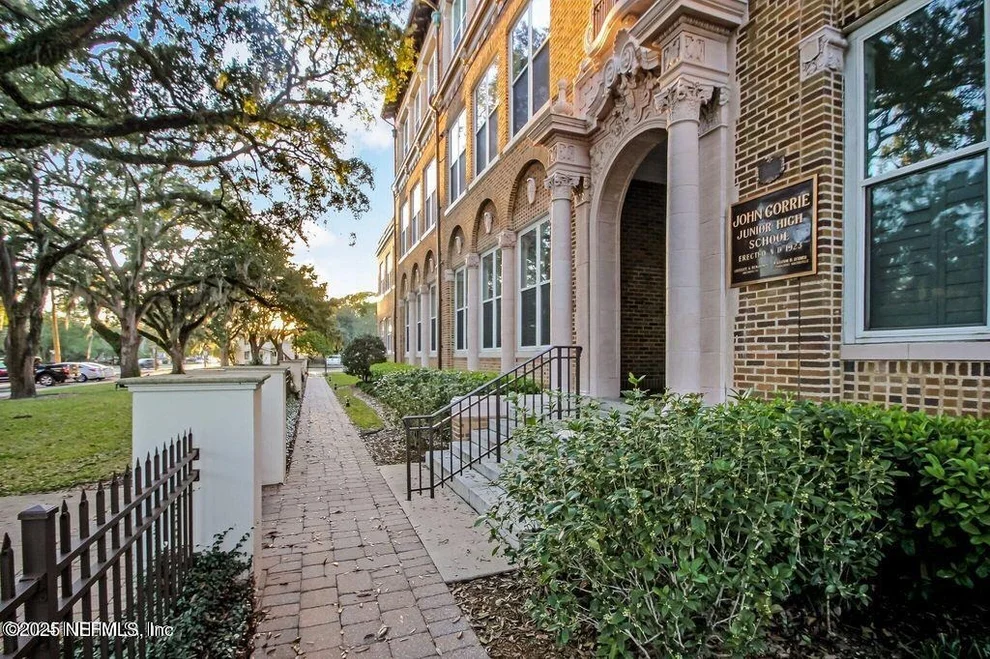 Unit for sale at 2525 COLLEGE Street, Jacksonville, FL 32204