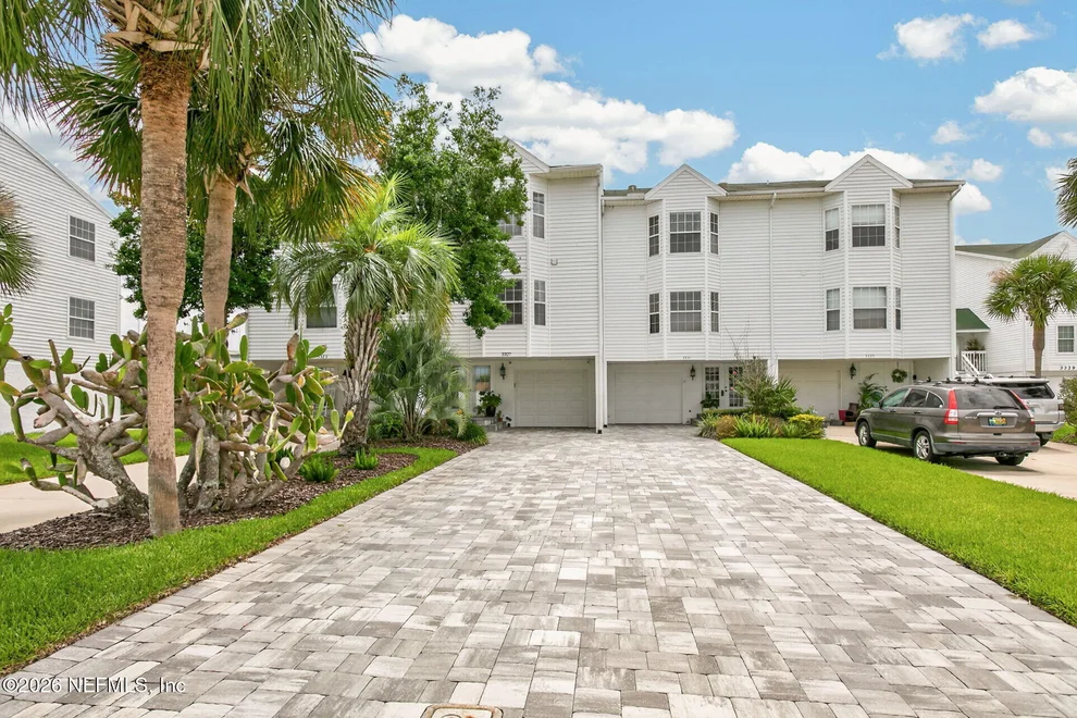 Unit for sale at 3331 LIGHTHOUSE POINT Lane, Jacksonville, FL 32250