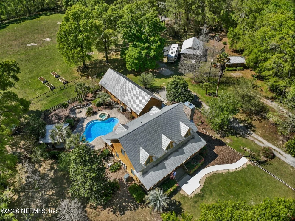Unit for sale at 25743 NW 62ND Avenue, High Springs, FL 32643