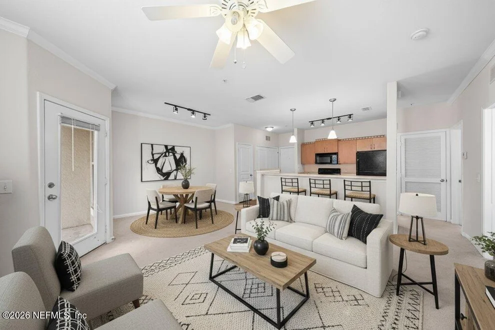 Unit for sale at 8290 GATE Parkway W, Jacksonville, FL 32216