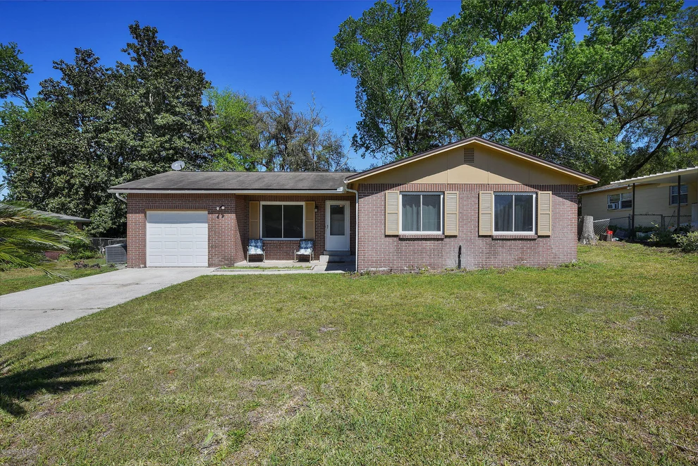 Unit for sale at 421 CAPRICORN Lane, Orange Park, FL 32073