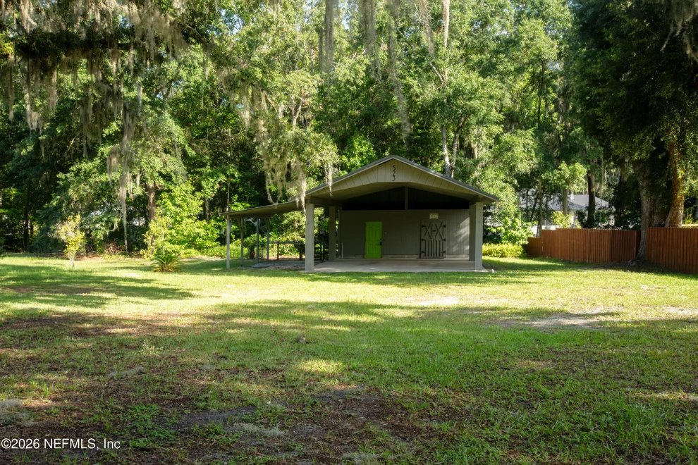 Unit for sale at 523 SE 28TH Way, Melrose, FL 32666