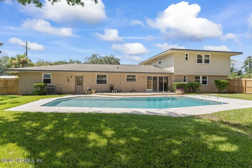 Unit for sale at 2411 SEGOVIA Avenue, Jacksonville, FL 32217