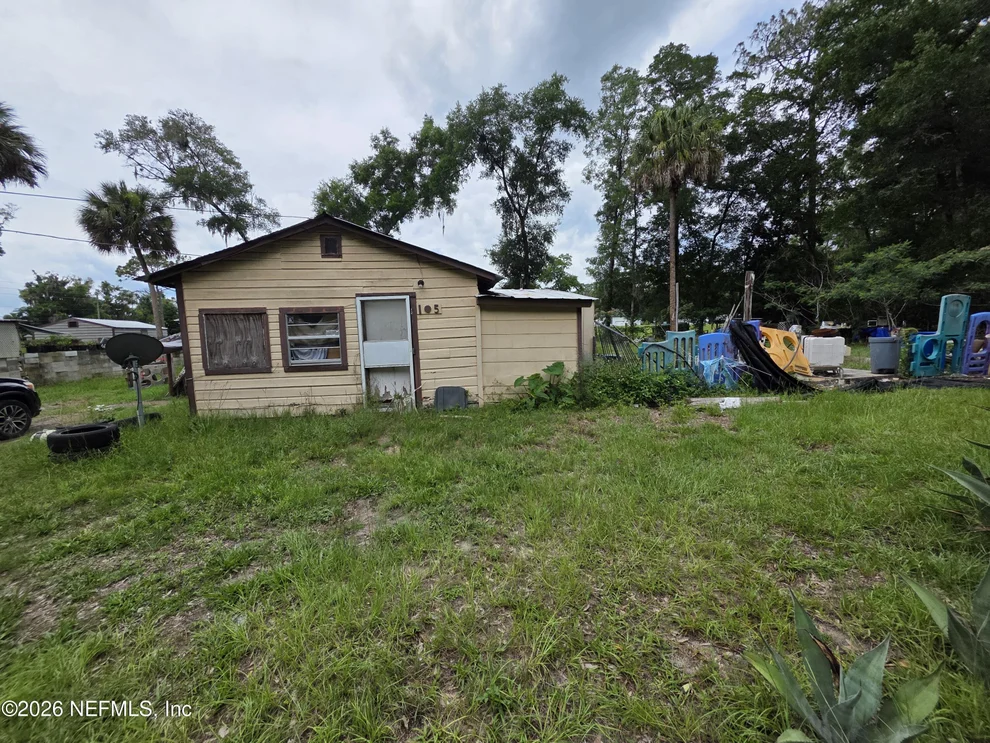 Unit for sale at 105 BROOKS Street, Pomona Park, FL 32181