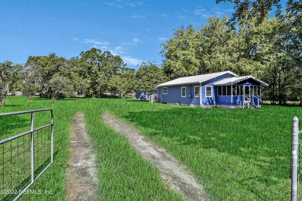 Unit for sale at 2918 Jones Road, Jacksonville, FL 32220