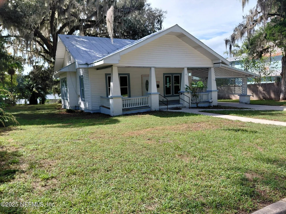 Unit for sale at 232 S MAIN Street, Crescent City, FL 32112
