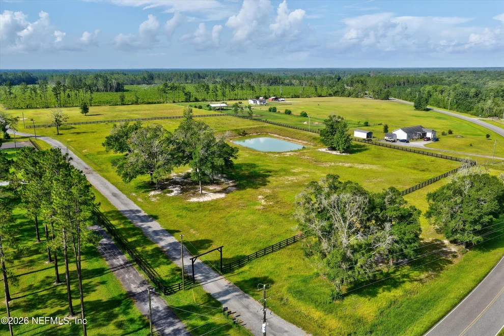 Unit for sale at 7500 LUCKY SEVEN RANCH Road, Macclenny, FL 32063
