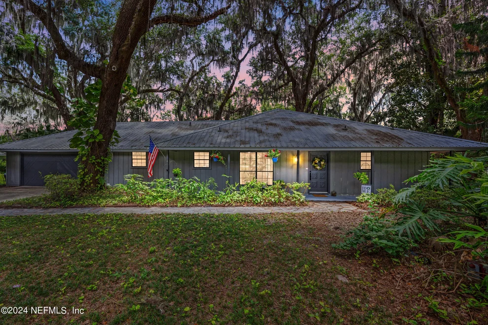 Unit for sale at 119 RIVERS EDGE Drive, East Palatka, FL 32131