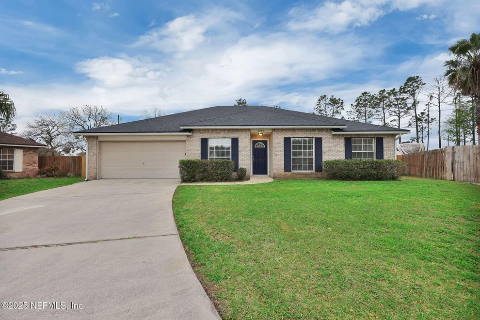Unit for sale at 2534 SANDHAVEN Court, Green Cove Springs, FL 32043
