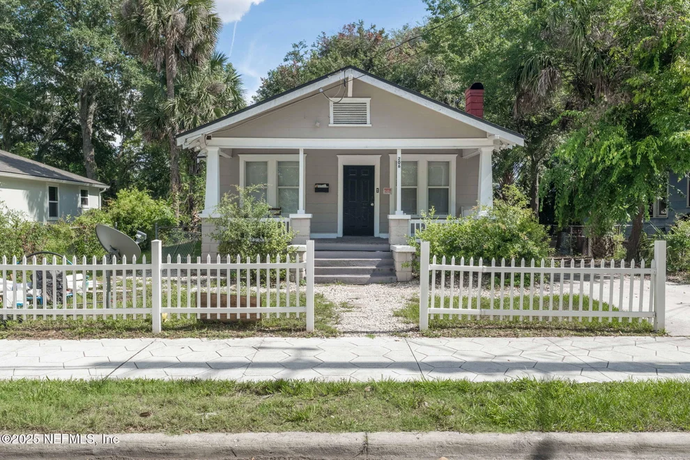 Unit for sale at 206 W 16TH Street, Jacksonville, FL 32206