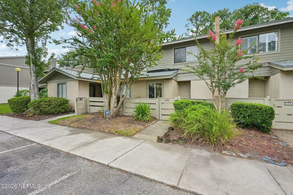 Unit for sale at 7701 BAYMEADOWS Circle W, Jacksonville, FL 32256