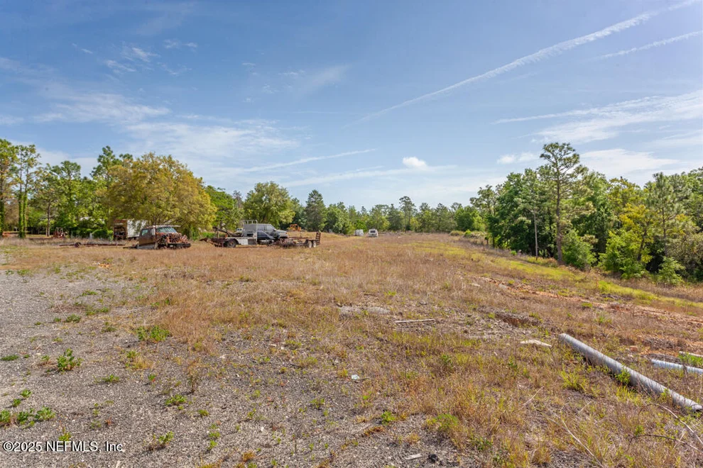 Unit for sale at 148 LAKE SHORE Drive, Hawthorne, FL 32640