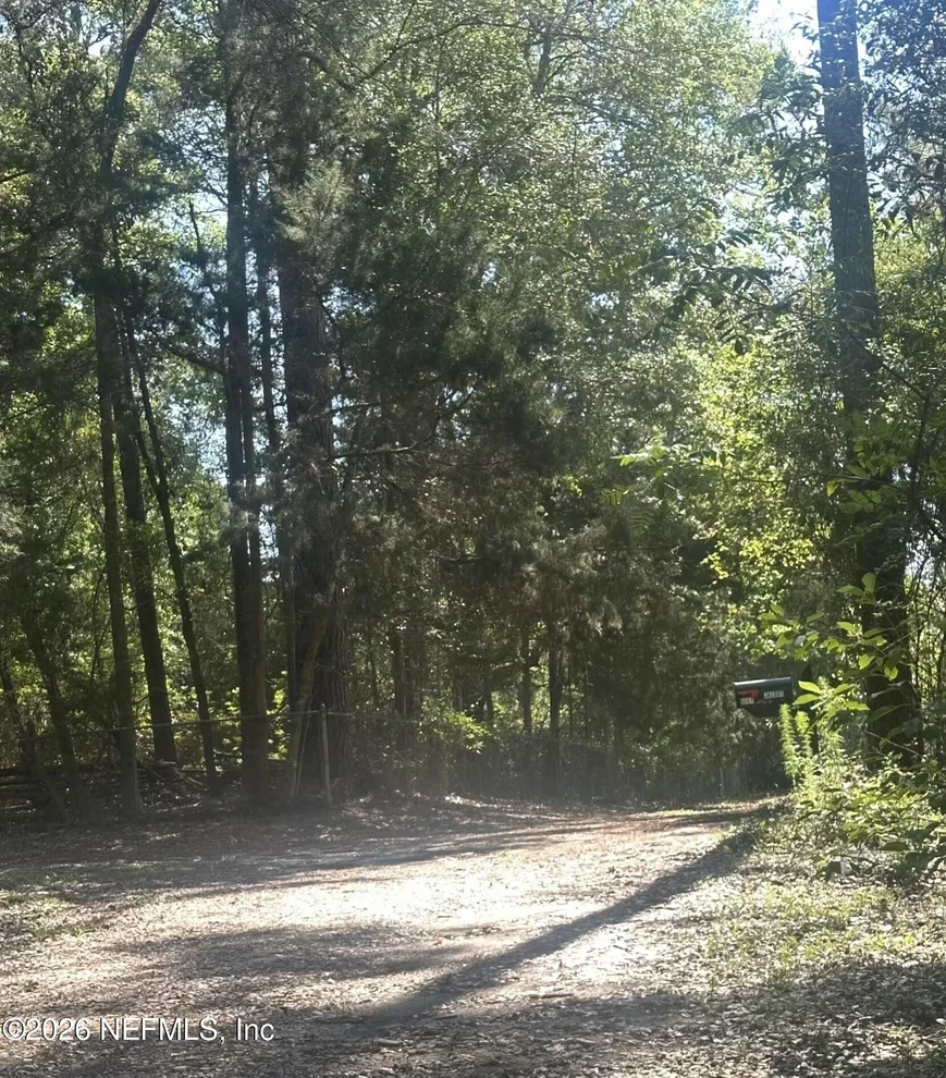 Unit for sale at 6102 W RIVERSIDE Drive, Glen St. Mary, FL 32040