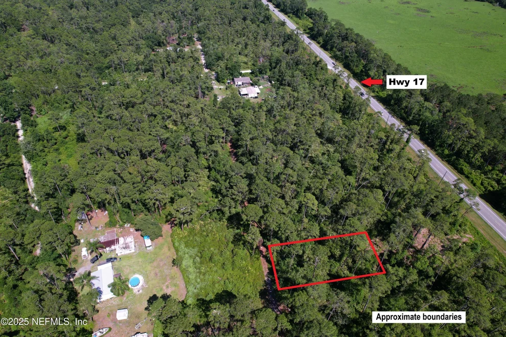 Unit for sale at 215 WARD Avenue, Crescent City, FL 32112