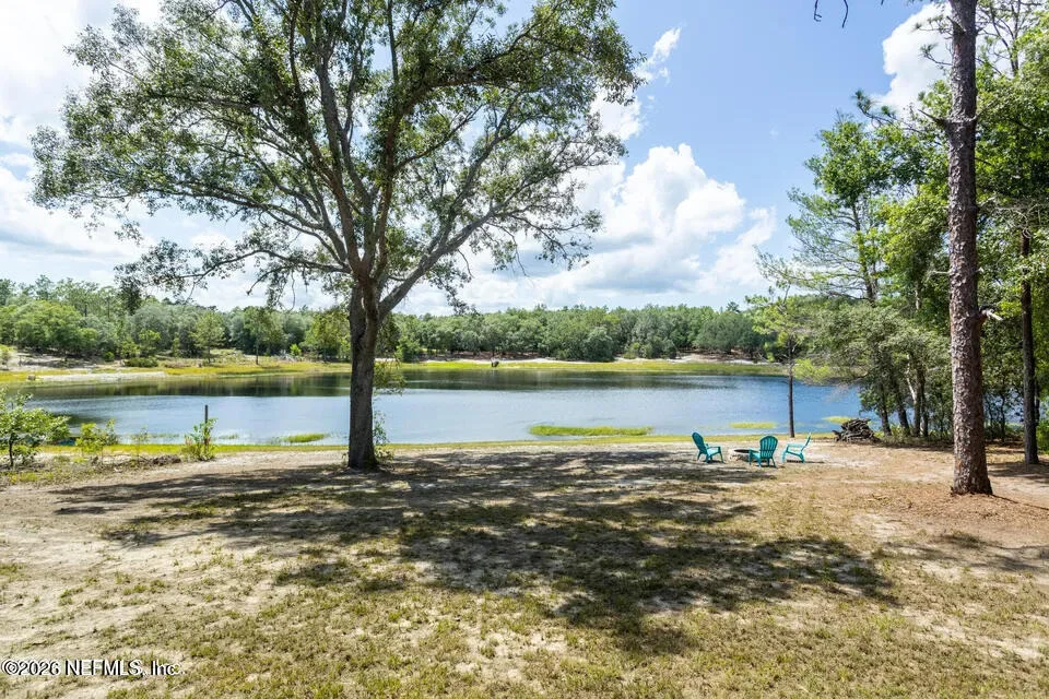 Unit for sale at 168 HOUR GLASS Circle, Hawthorne, FL 32640