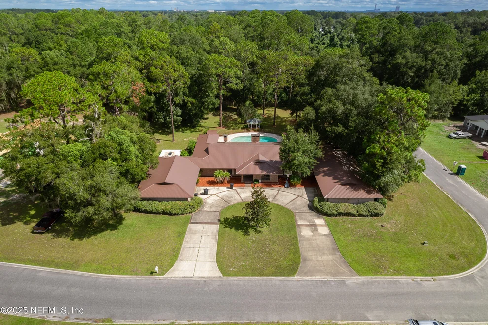 Unit for sale at 188 ESTATES Drive, Palatka, FL 32177