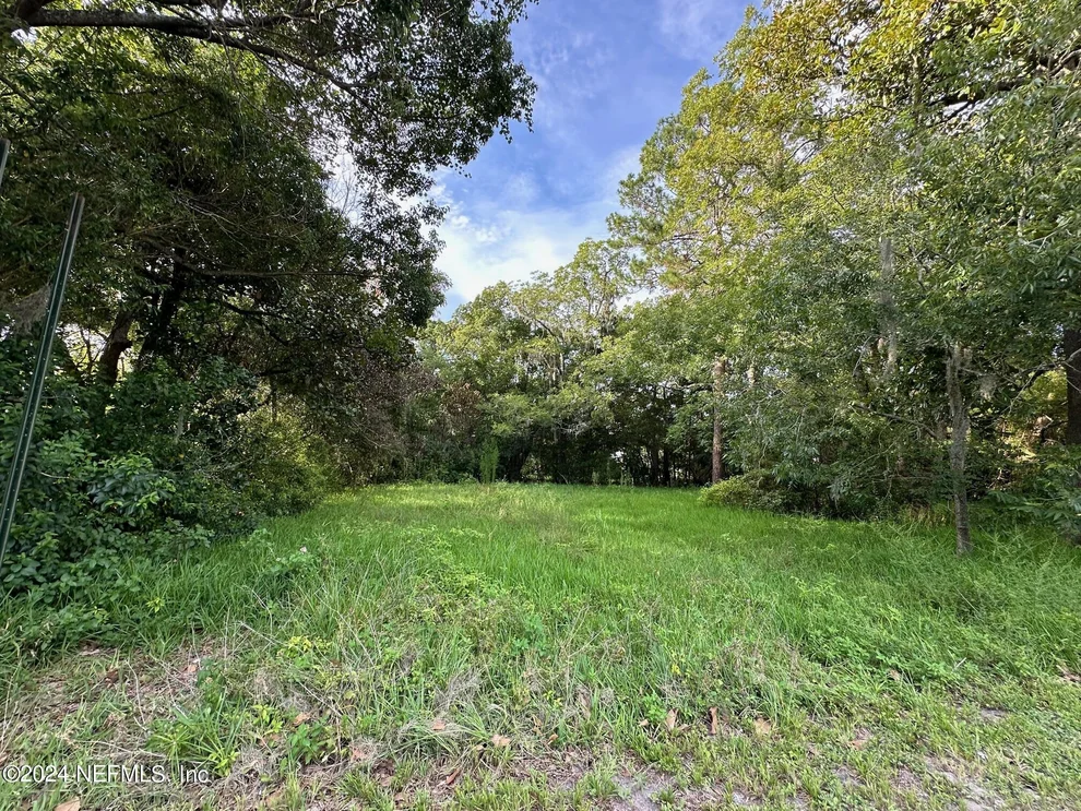 Unit for sale at 661 W MADISON Street, Starke, FL 32091