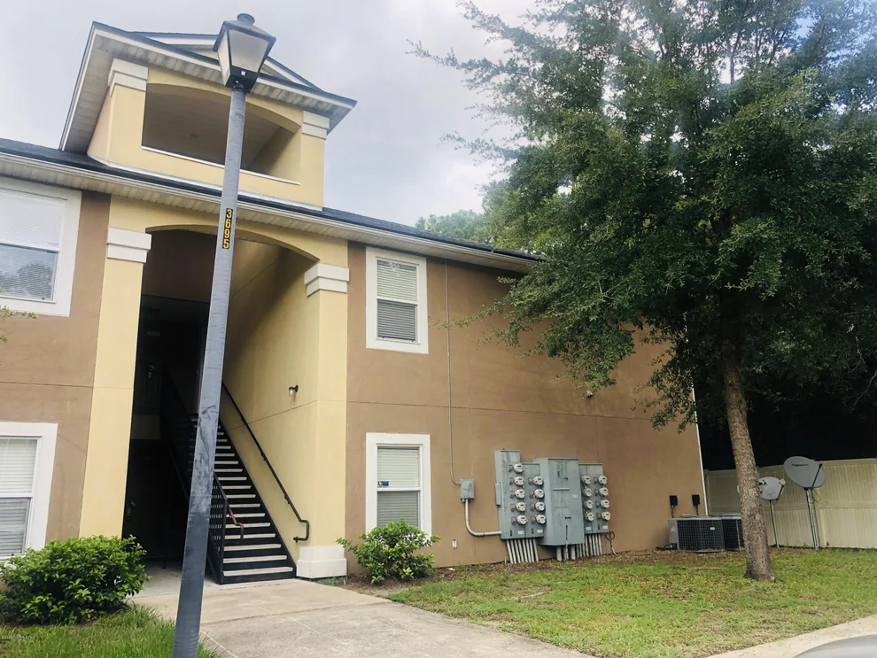 Unit for sale at 3700 KIRKPATRICK Circle, Jacksonville, FL 32210