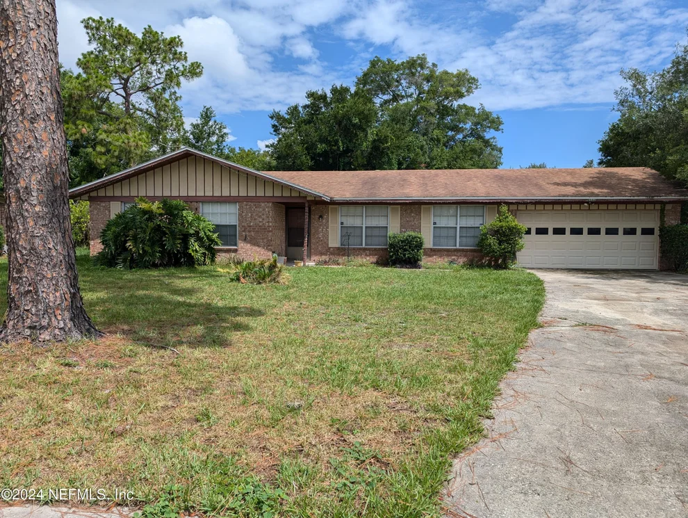 Unit for sale at 6113 ROUND LAKE Road N, Jacksonville, FL 32277