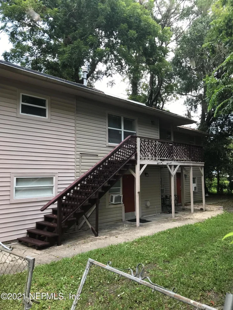 Unit for sale at 427 W JEFFERSON Street, Starke, FL 32091