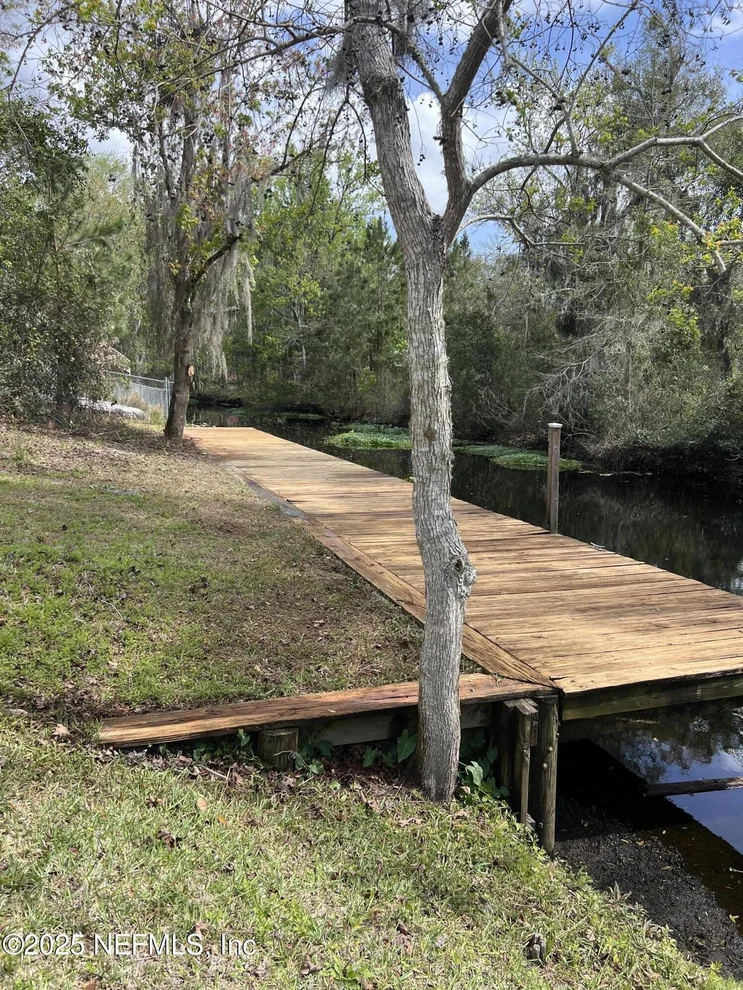 Unit for sale at 117 PARK Drive, Satsuma, FL 32189