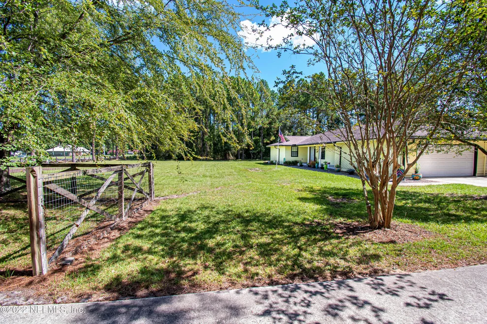 Unit for sale at 13899 N CR 23A N, Macclenny, FL 32063