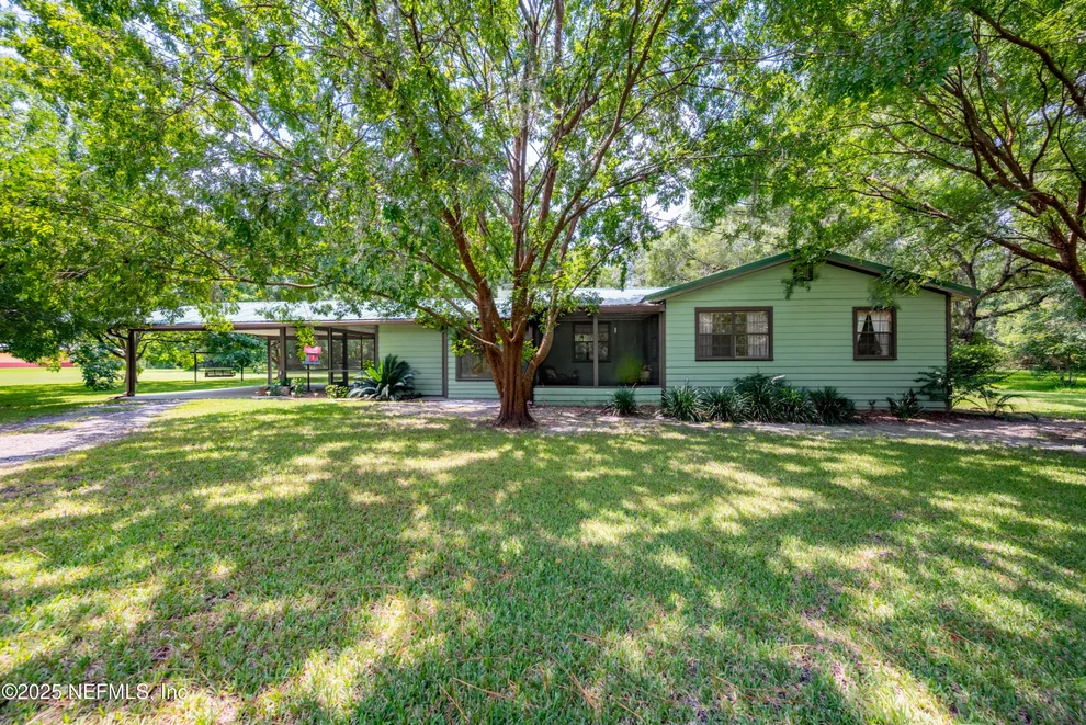 Unit for sale at 1492 NW COUNTY ROAD 125, Lawtey, FL 32058