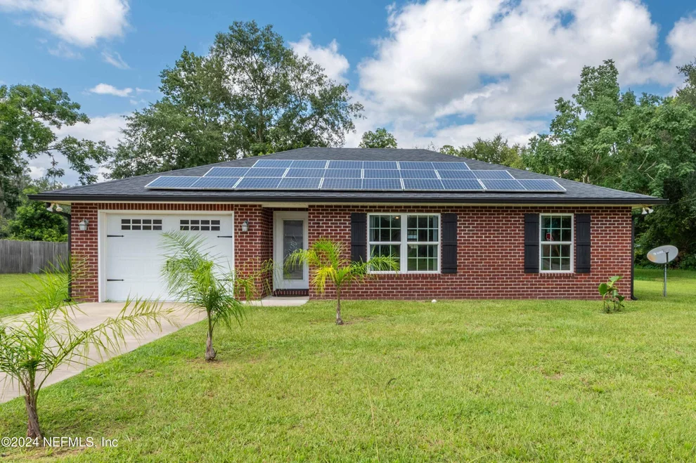 Unit for sale at 27550 W FIRST Avenue, Hilliard, FL 32046