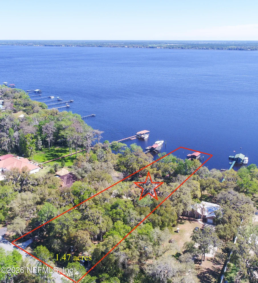 Unit for sale at 524 CEDAR CREEK Road, Palatka, FL 32177