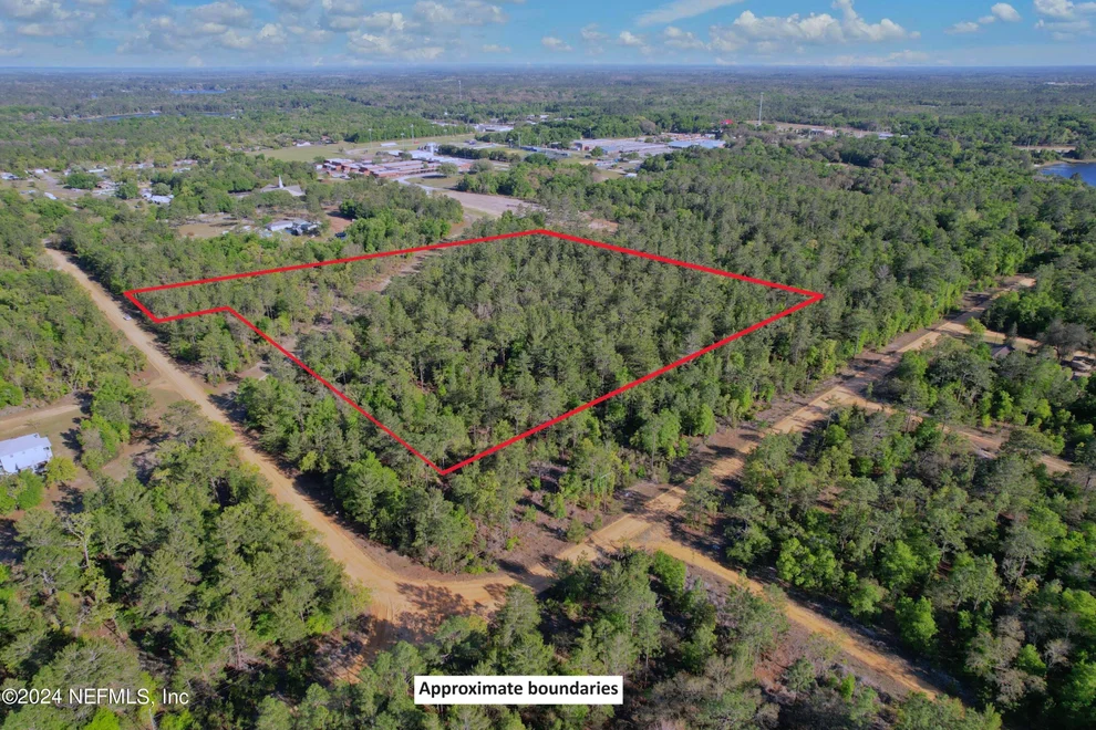 Unit for sale at 00 NEW YORK Street, Interlachen, FL 32148
