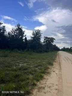 Unit for sale at 325 MALTAS Avenue, Interlachen, FL 32148