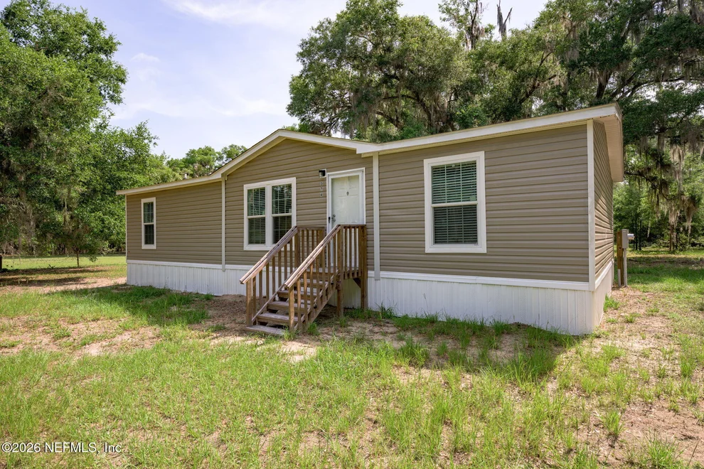 Unit for sale at 374 SISCO Road, Pomona Park, FL 32181