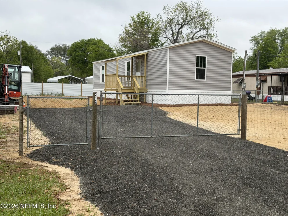 Unit for sale at 213 MILTON Avenue, Interlachen, FL 32148