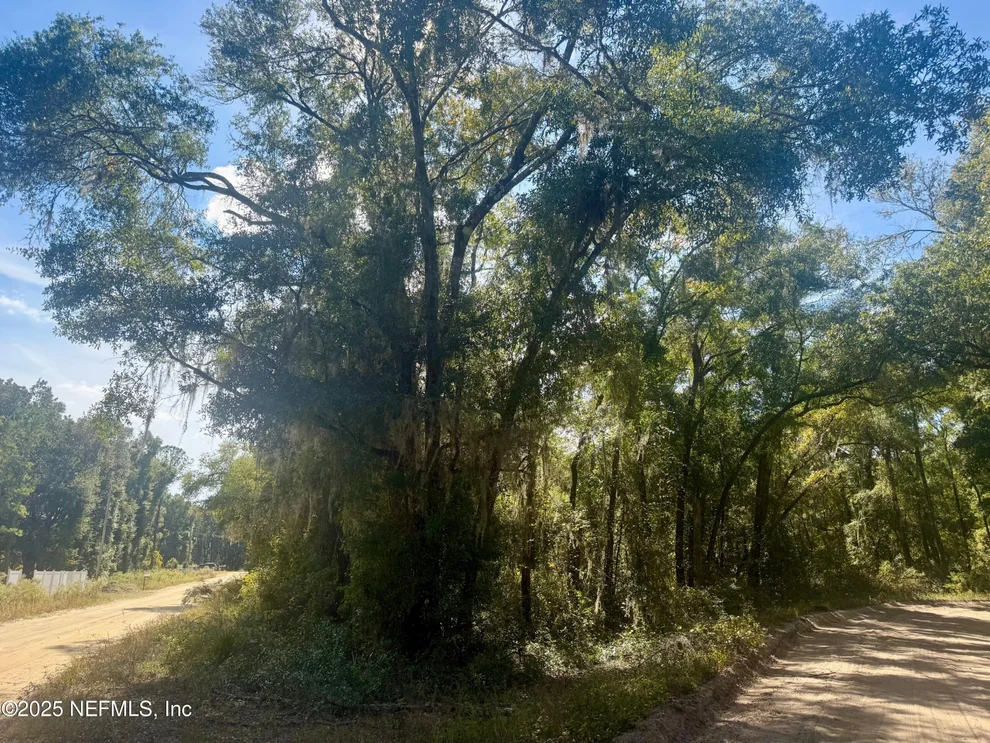 Unit for sale at XXX EVANS Avenue, Interlachen, FL 32148