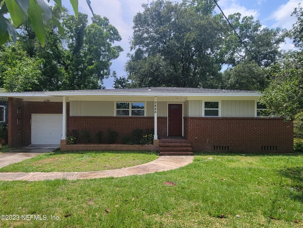 Unit for sale at 5886 MONCRIEF Road, Jacksonville, FL 32209